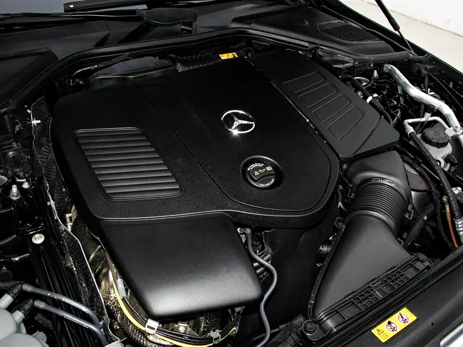 Mercedes-Benz E-Class 2025 — фото 13