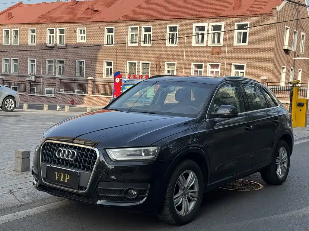 Audi Q3 2014 — фото 1