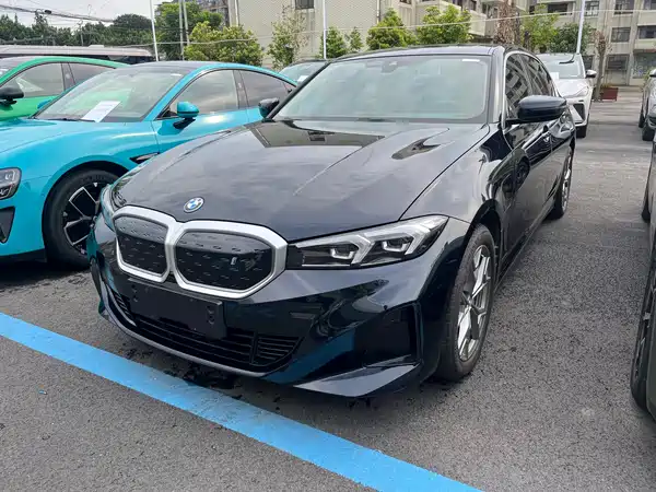 BMW i3 2024