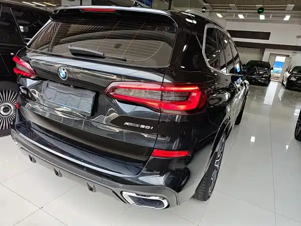 BMW X5 2021