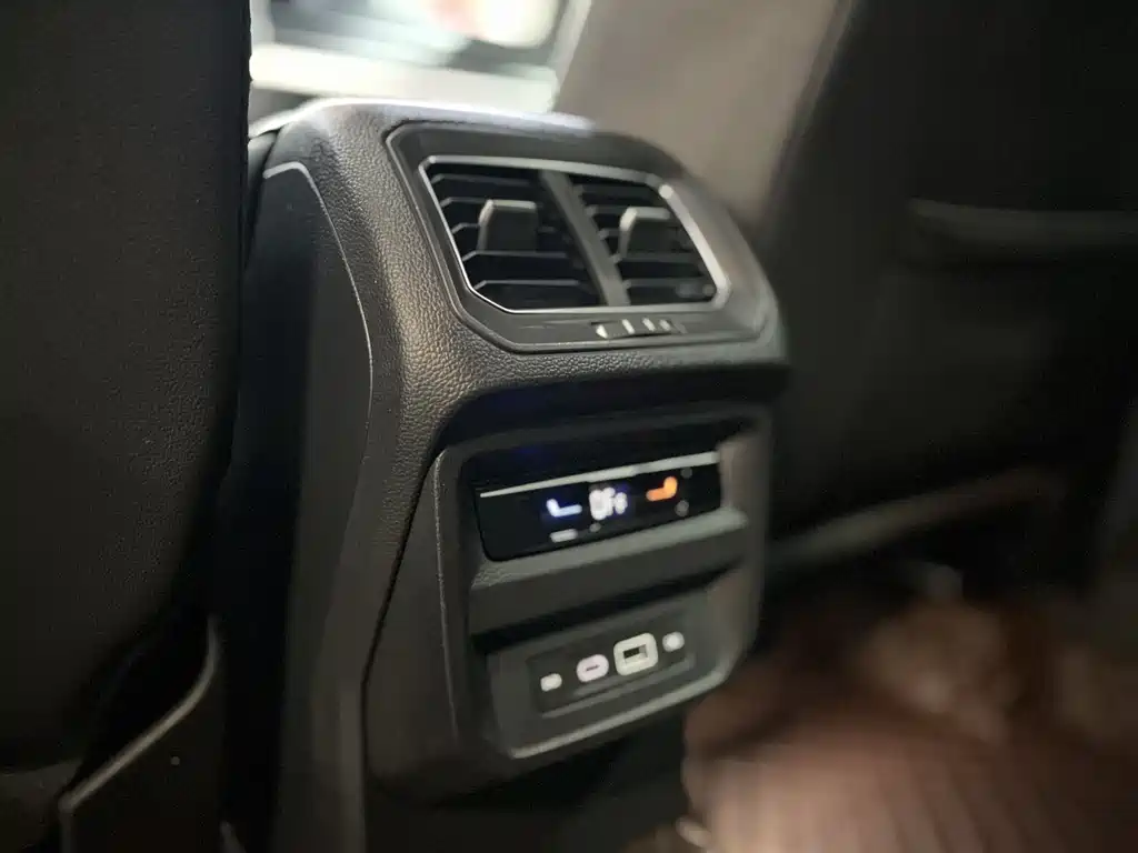 Volkswagen Tiguan L New Energy 2024 — фото 18