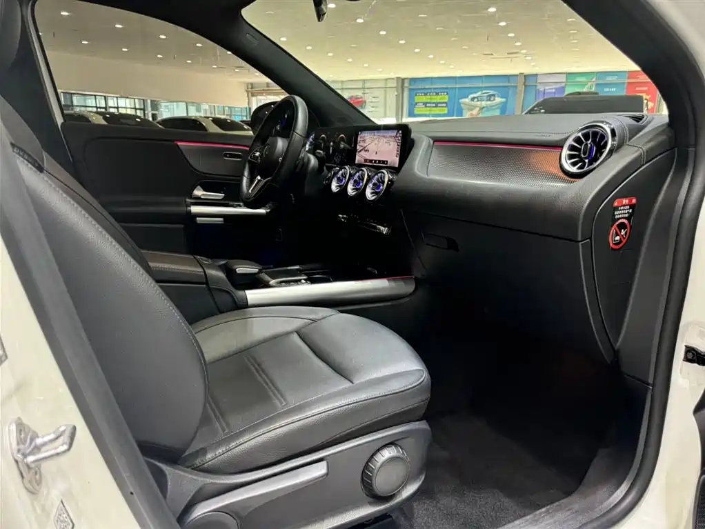 Mercedes-Benz GLA 2022 — фото 11