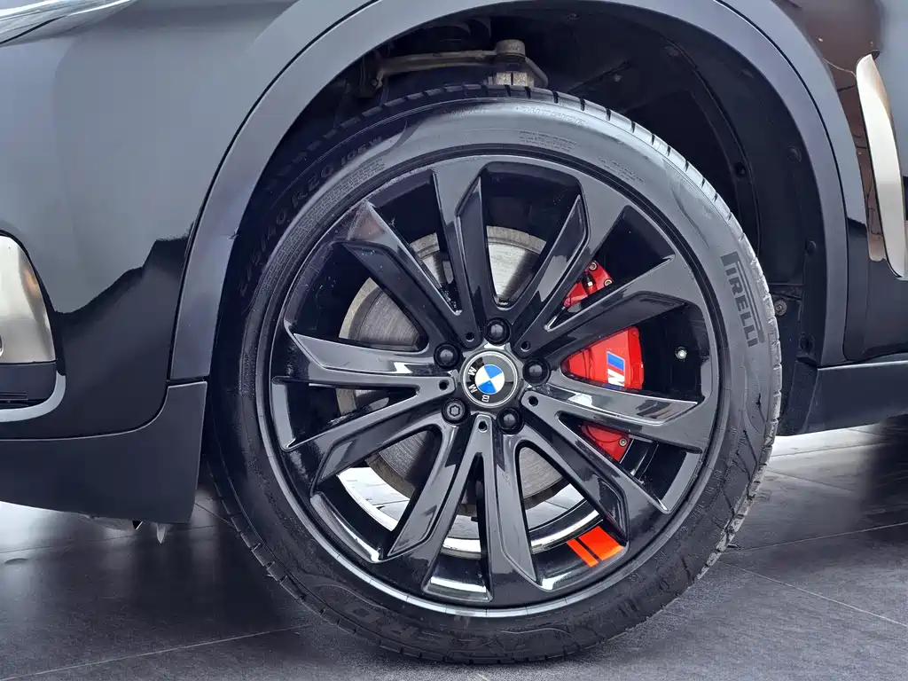 BMW X6 2018 — фото 10