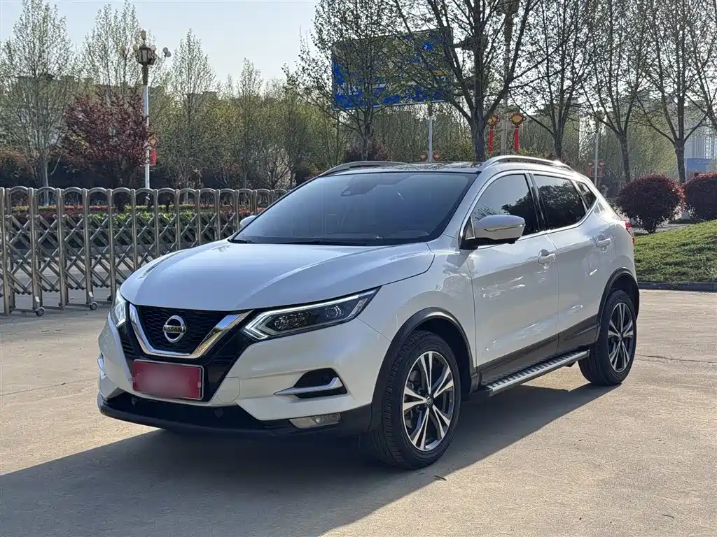 Nissan Qashqai 2023 — фото 1