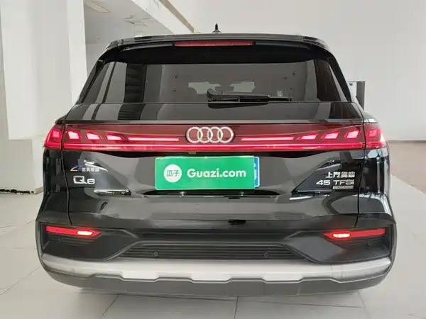 Audi Q6 2024