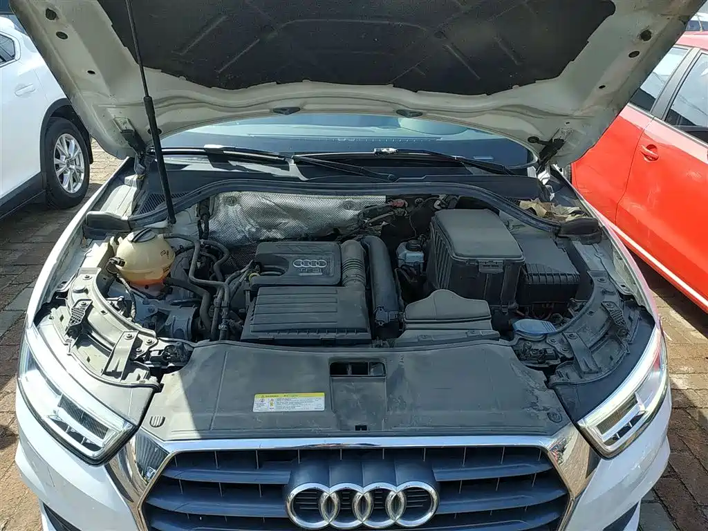Audi Q3 2018 — фото 20