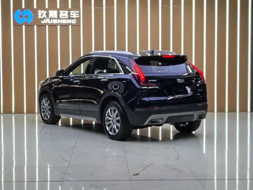 Cadillac XT4 2021 — фото 16