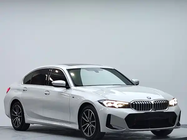 BMW 3 Series 2023