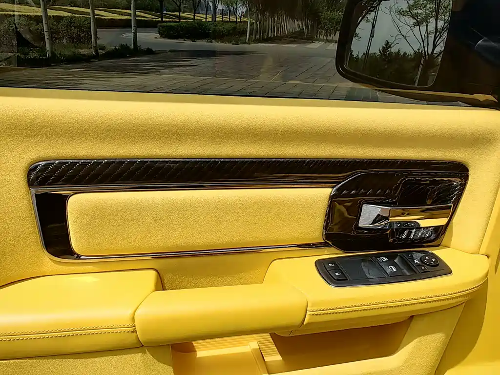 RAM Trucks 2015 — фото 17