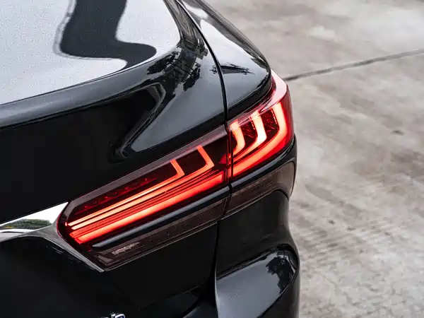 Lexus LS 2022