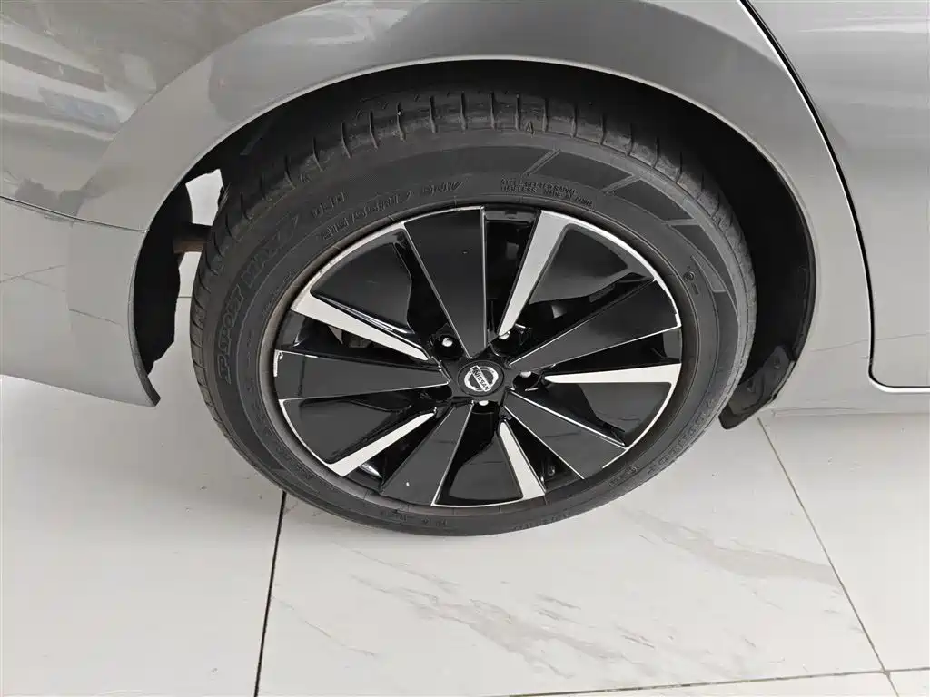 Nissan Teana 2021 — фото 25