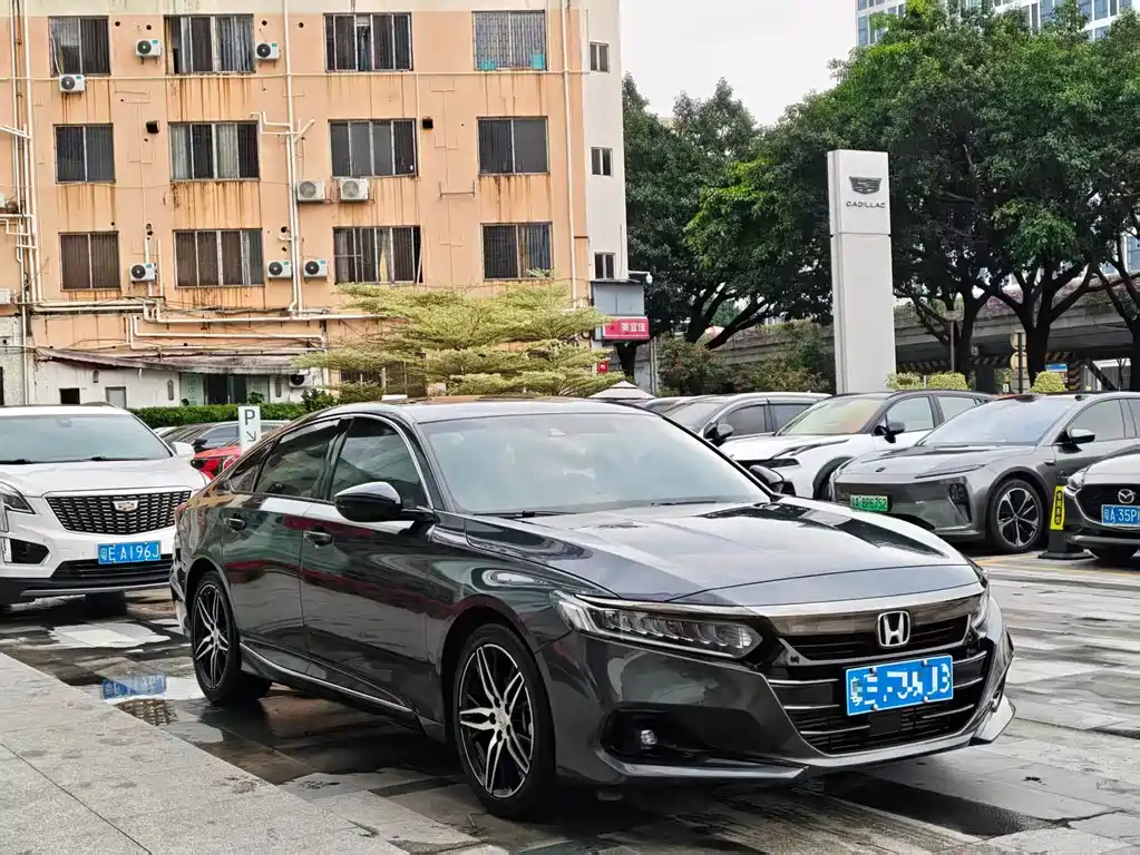 Honda Accord 2022 — фото 3