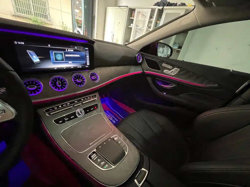 Mercedes-Benz CLS 2020 — фото 38