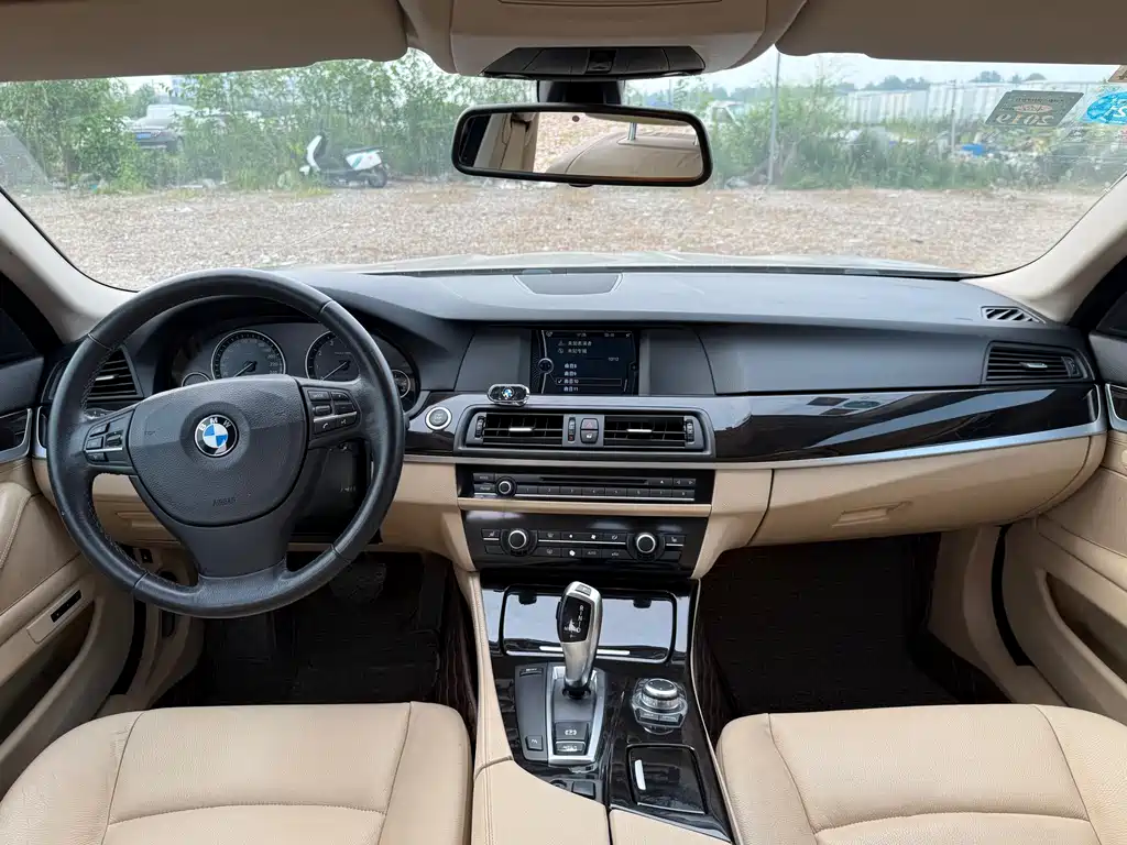 BMW 5 Series 2012 — фото 4