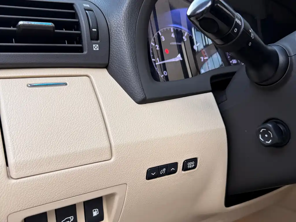 Lexus RX Classic 2013 — фото 16