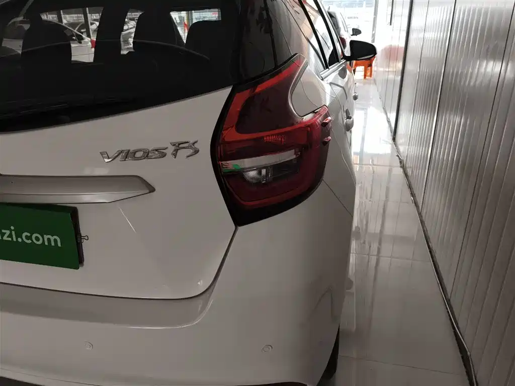Toyota Vios FS 2022 — фото 8