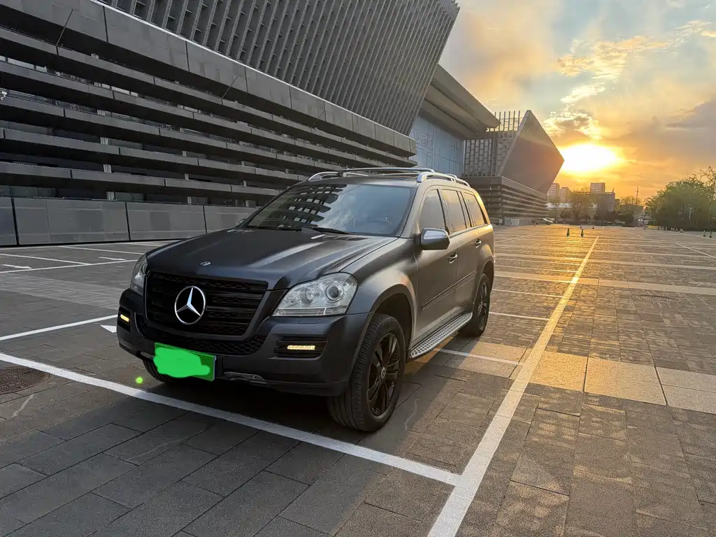 Mercedes-Benz GL-Class 2010 — фото 2