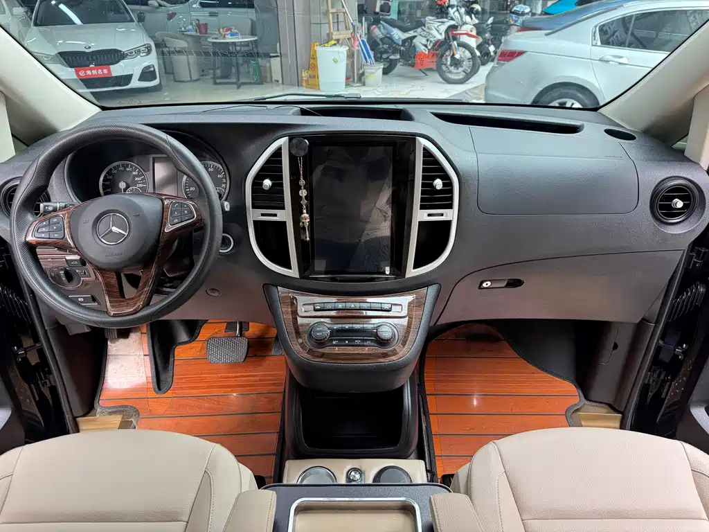 Mercedes-Benz Vito 2019 — фото 10