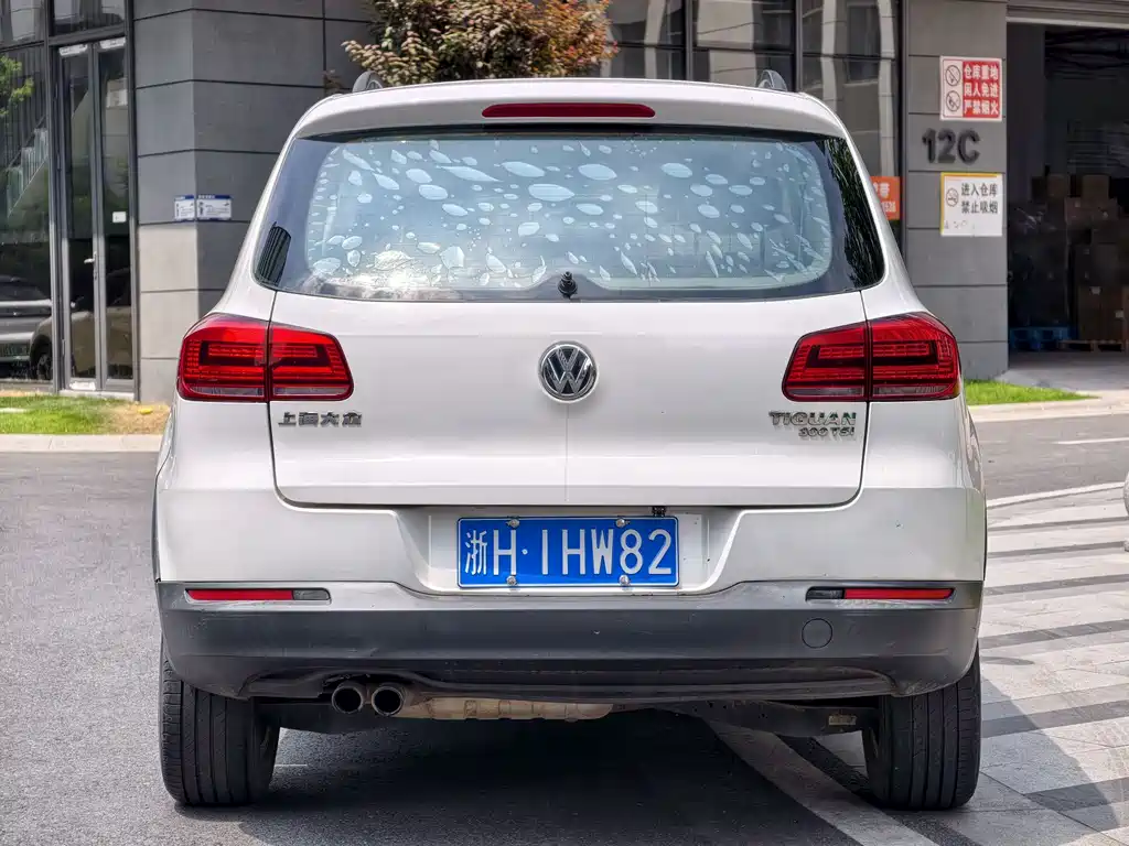 Volkswagen Tiguan 2016 — фото 10