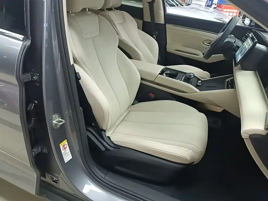 BYD Qin L 2025 — фото 25