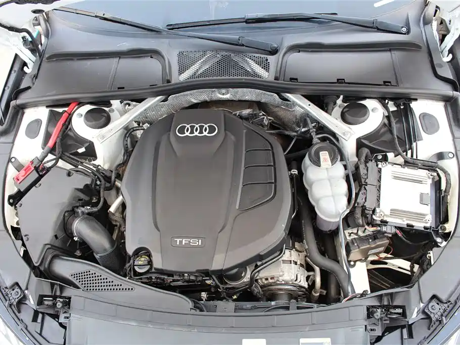 Audi A4L 2021 — фото 17