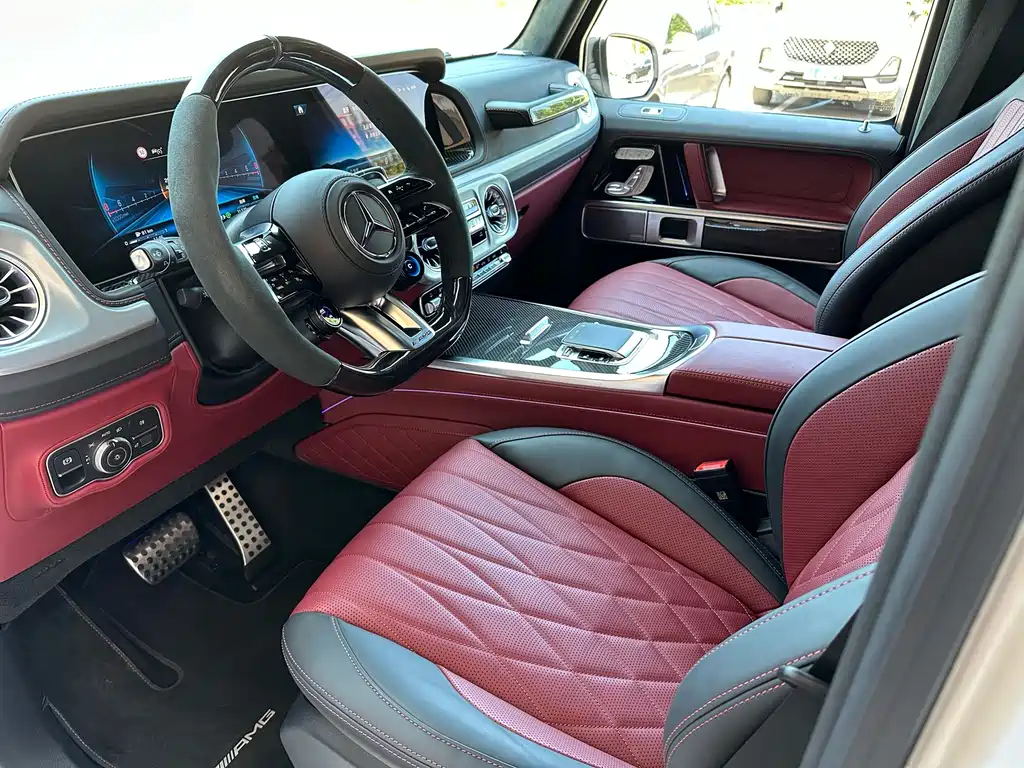 Mercedes-Benz G-Class AMG 2024 — фото 11