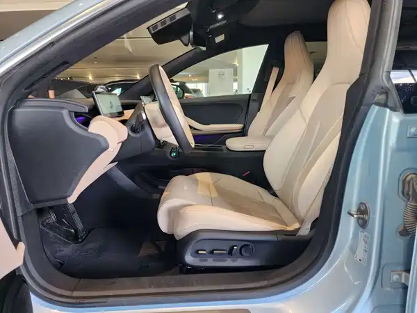 NIO ET5T 2023
