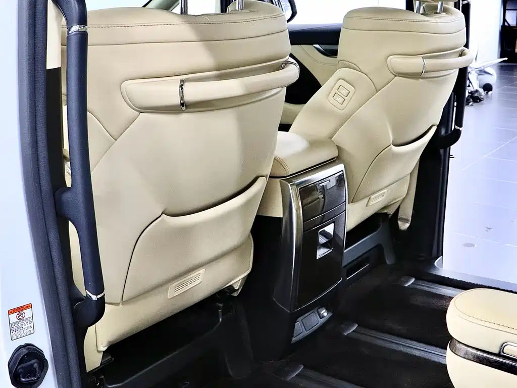 Toyota Vellfire 2021 — фото 12