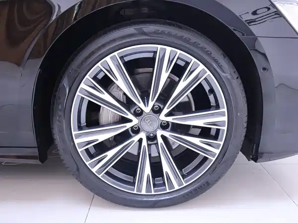 Audi A6L 2021