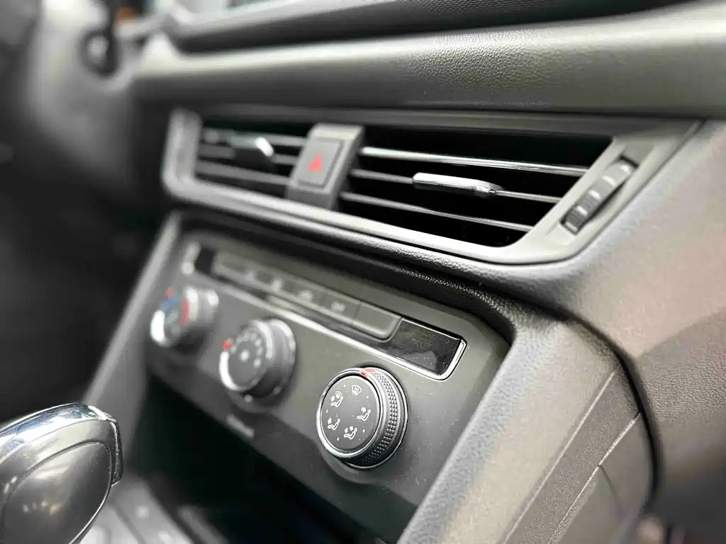 Volkswagen Tharu 2023 — фото 20