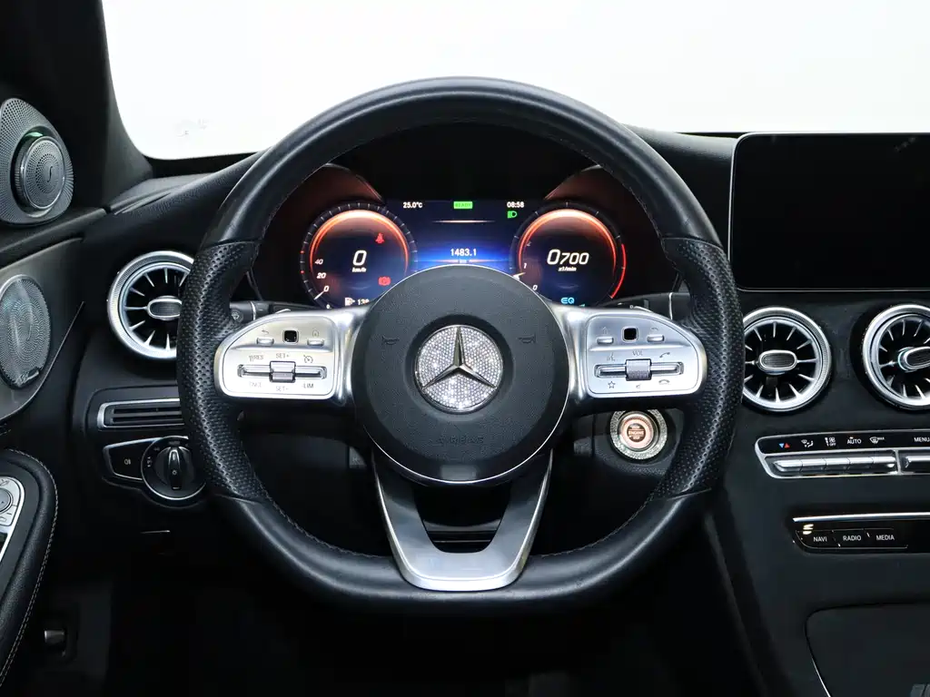 Mercedes-Benz C-Class 2019 — фото 22
