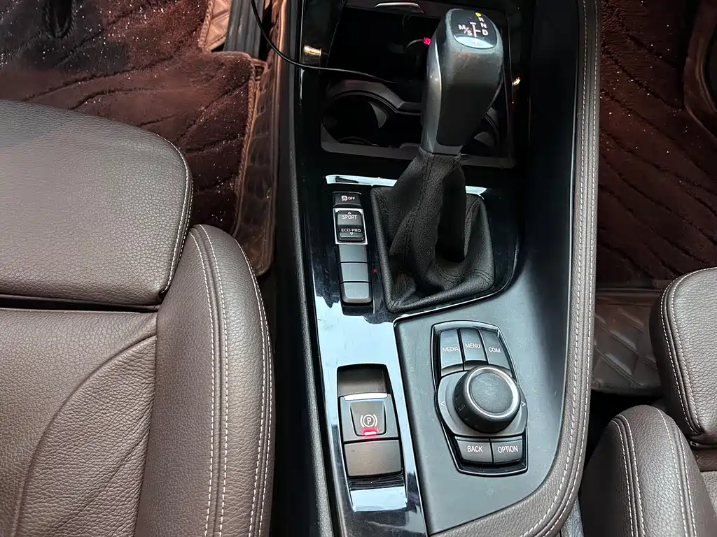 BMW X1 2018 — фото 17