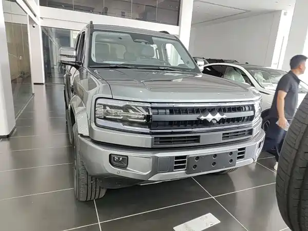 Fangchengbao Leopard 5 2025