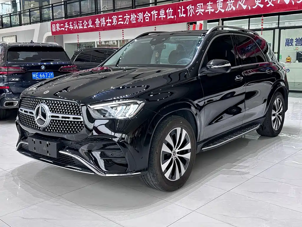 Mercedes-Benz GLE 2023 — фото 1