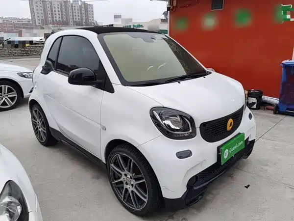 smart fortwo 2018