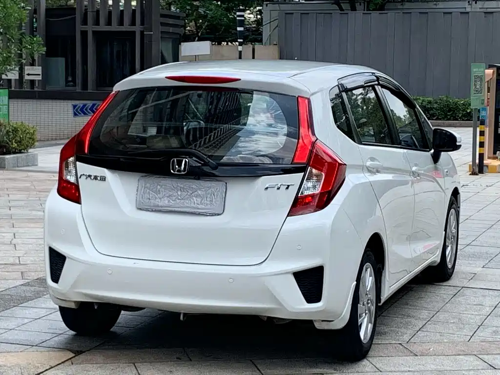 Honda Fit 2015 — фото 9