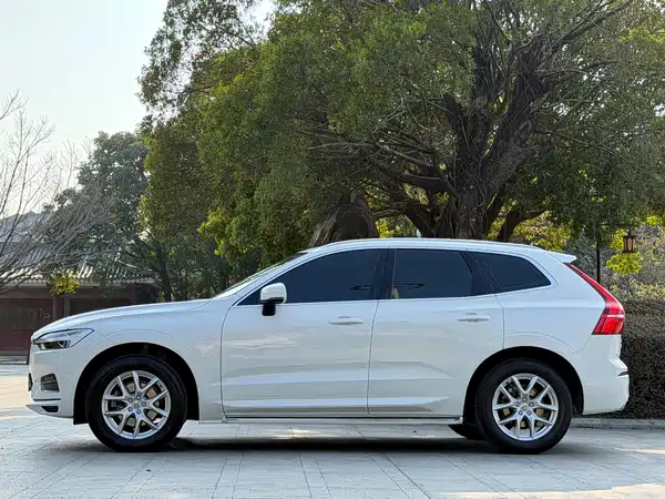 Volvo XC60 2019