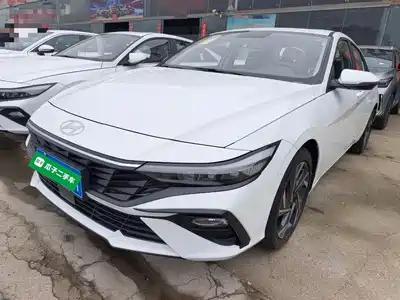 Hyundai Elantra 2023
