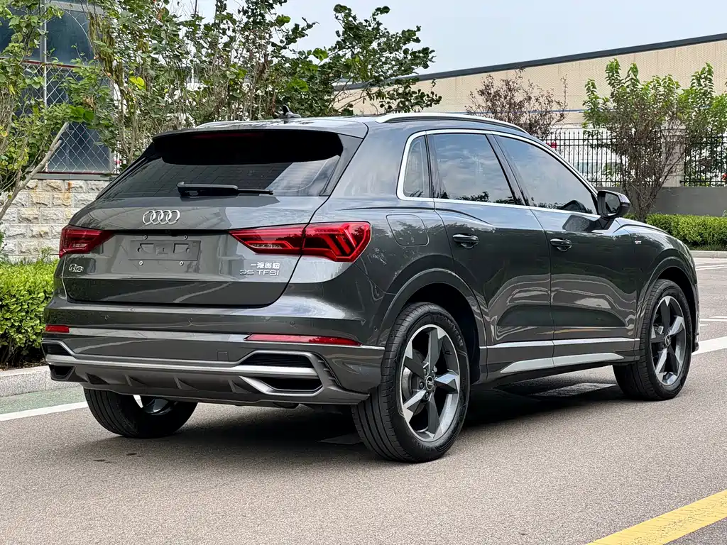 Audi Q3 2023