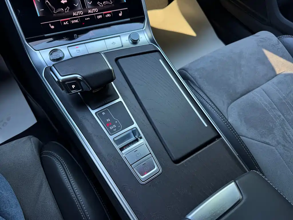 Audi A6L 2023 — фото 16