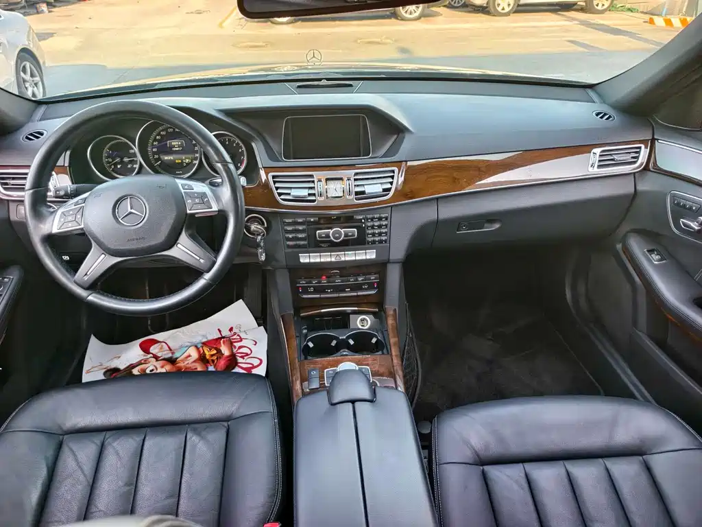 Mercedes-Benz E-Class 2014 — фото 15