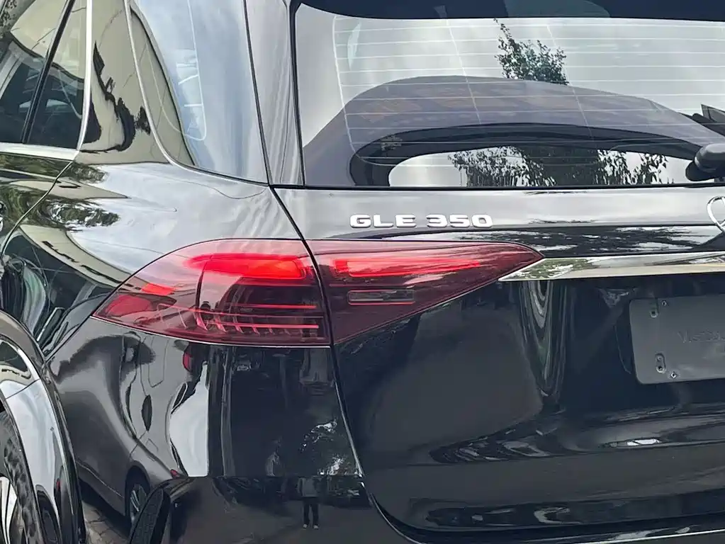Mercedes-Benz GLE 2023 — фото 8