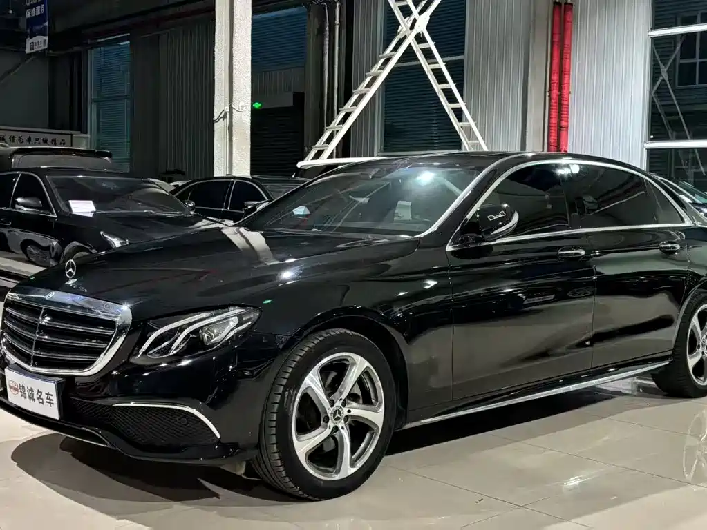 Mercedes-Benz E-Class 2019 — фото 1