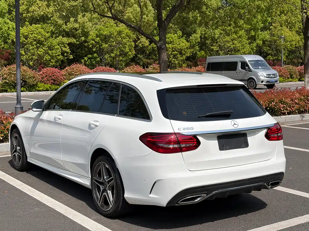 Mercedes-Benz C-Class 2020 — фото 12