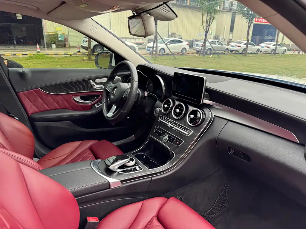 Mercedes-Benz C-Class 2017 — фото 43