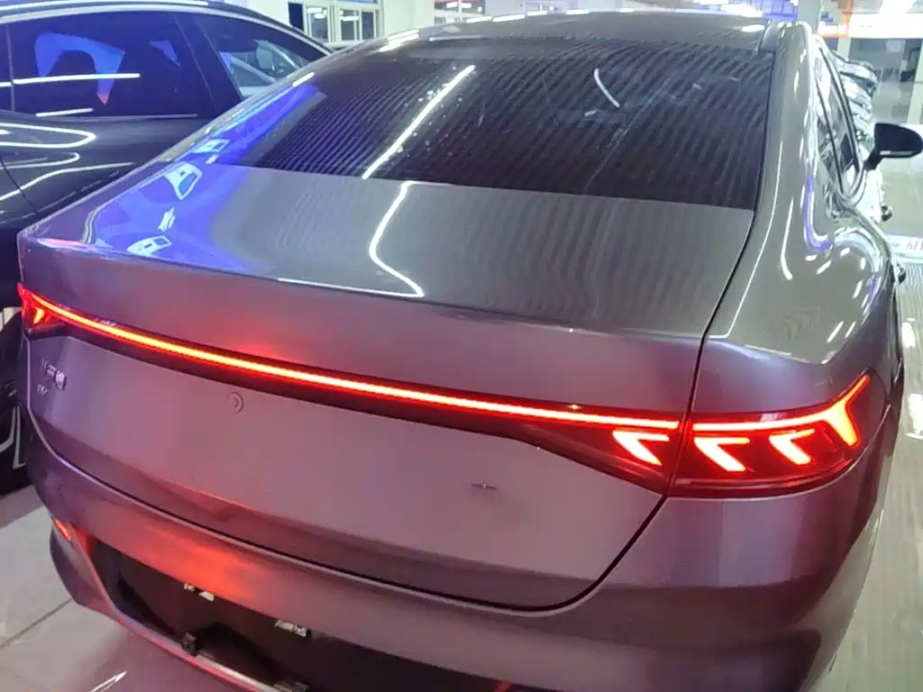 BYD Qin PLUS 2022 — фото 6