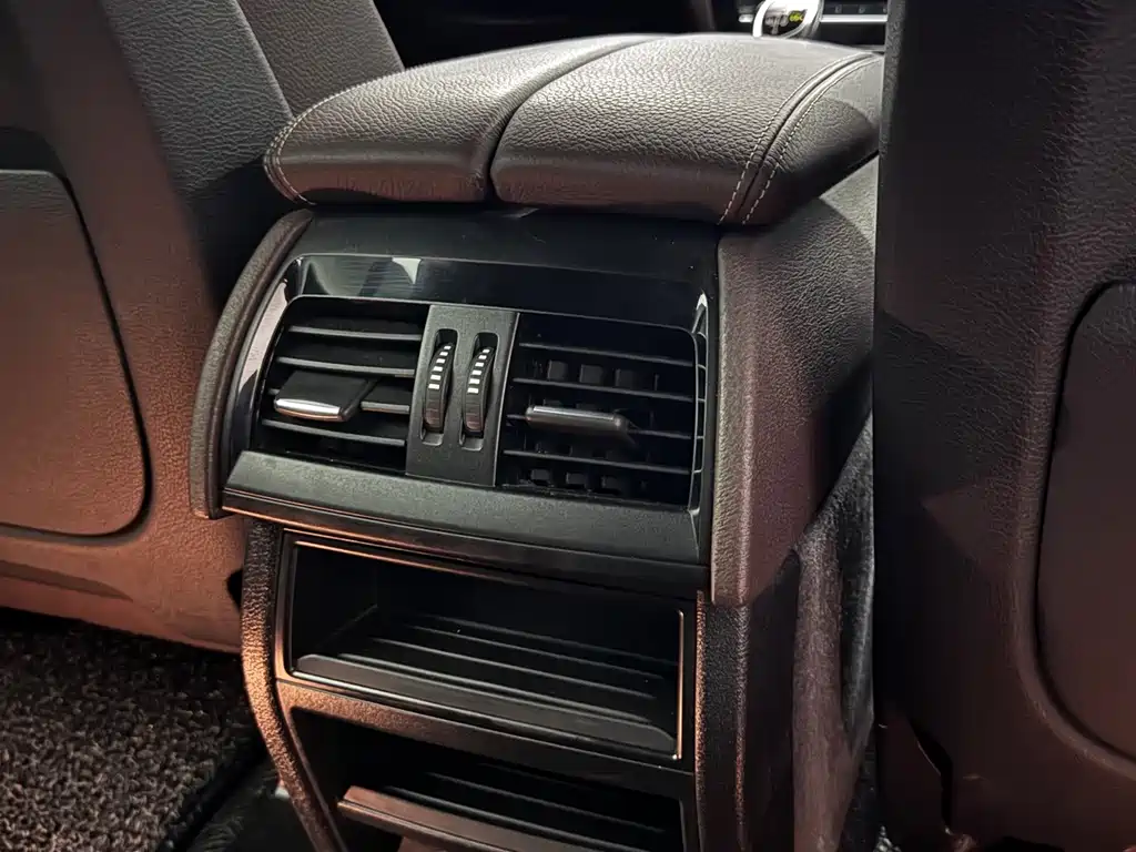 BMW X5 2017 — фото 15
