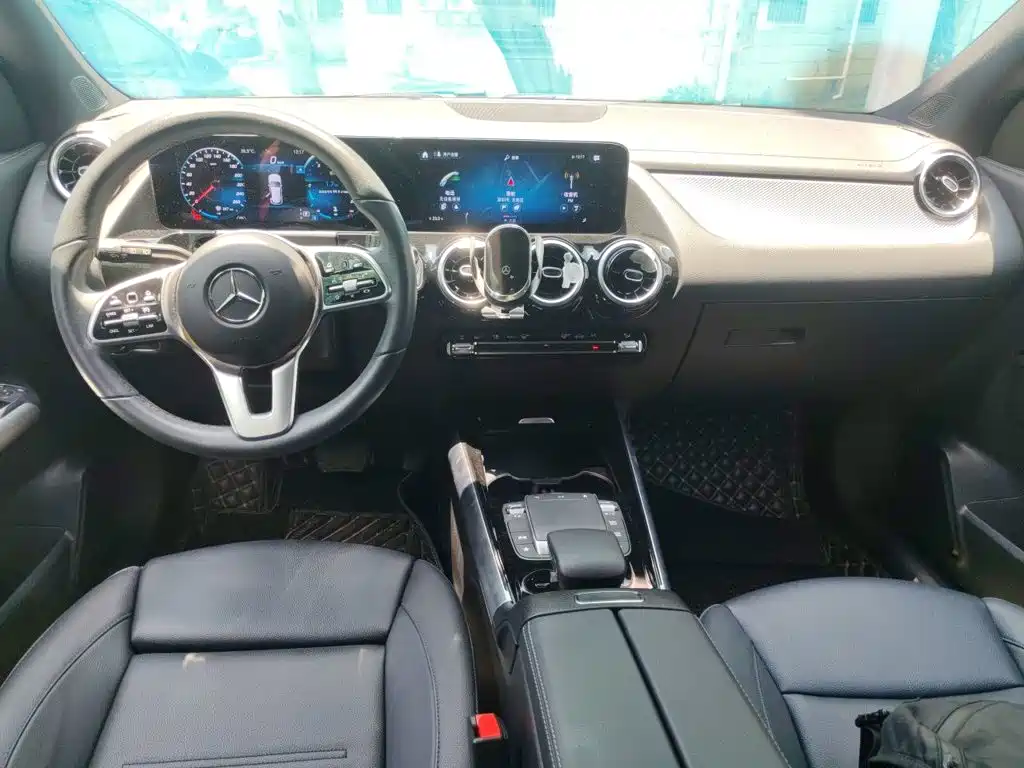 Mercedes-Benz GLA 2022 — фото 13