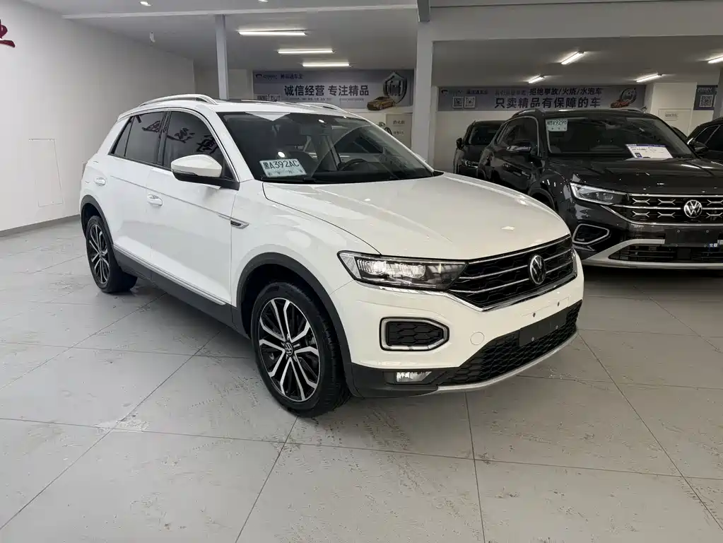 Volkswagen T-Roc 2022 — фото 3