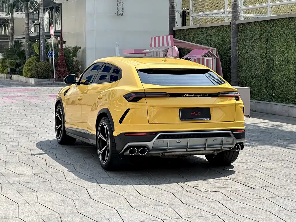 Lamborghini Urus 2022 — фото 4